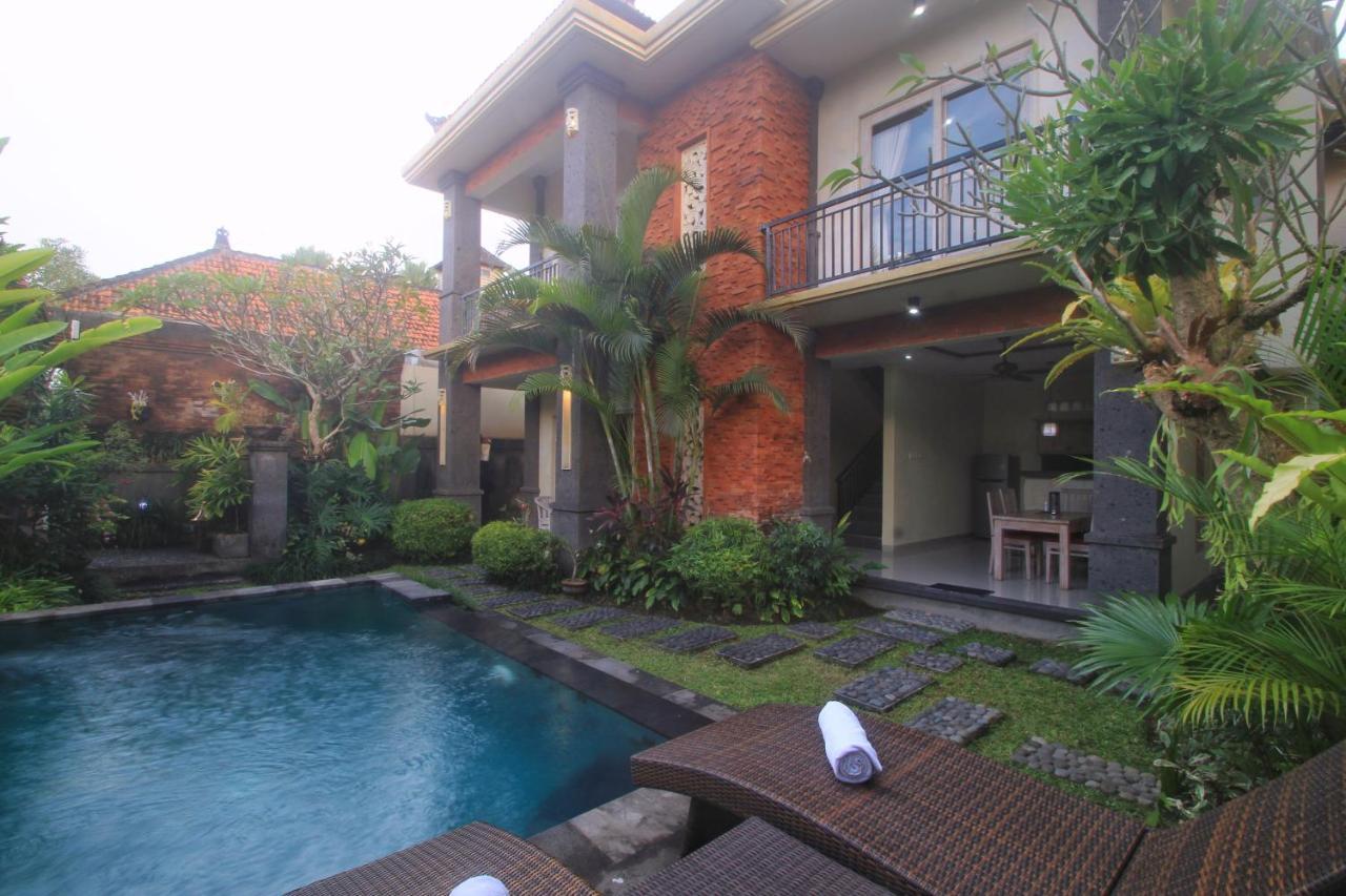 The Suci Sari Ubud Villa Exterior photo