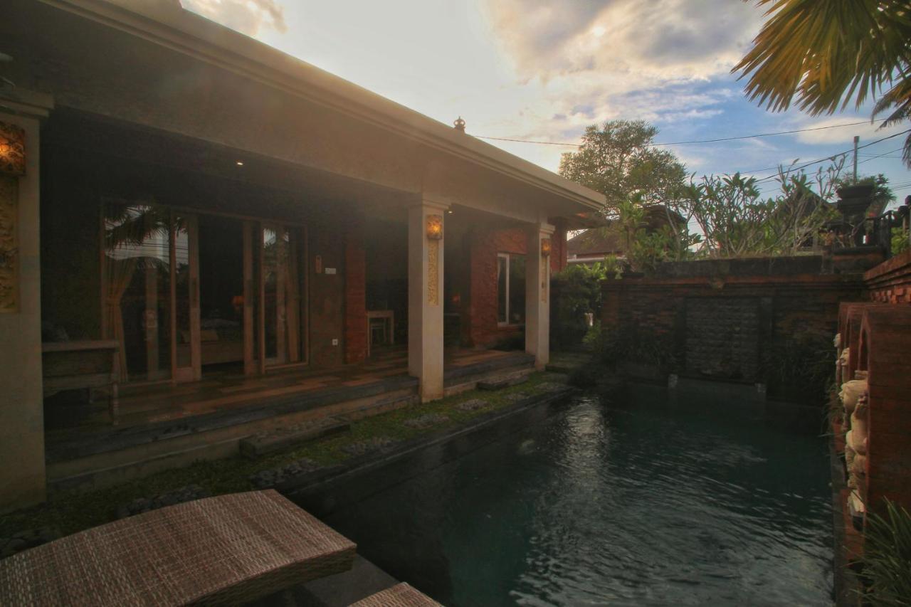 The Suci Sari Ubud Villa Exterior photo