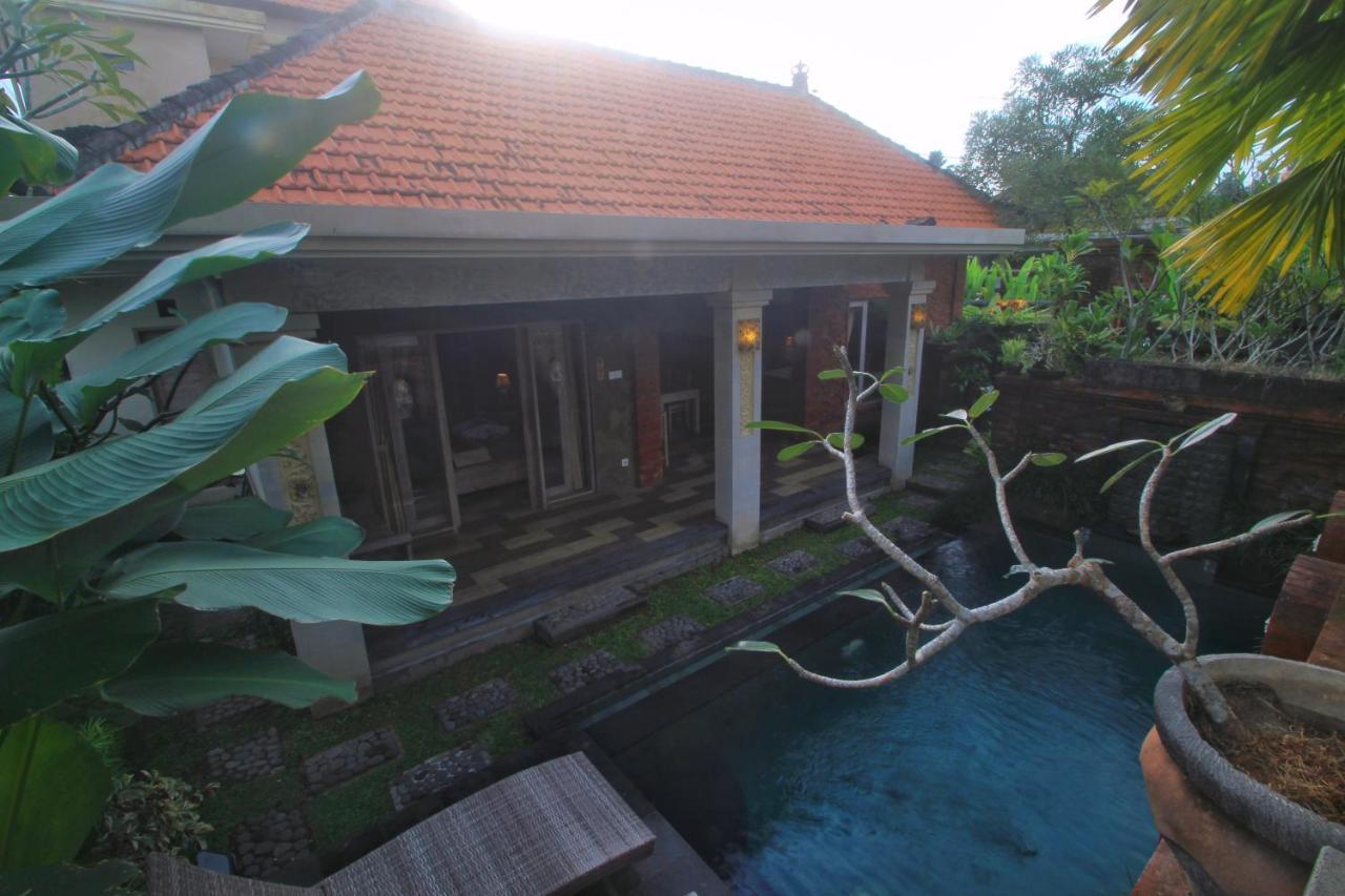 The Suci Sari Ubud Villa Exterior photo